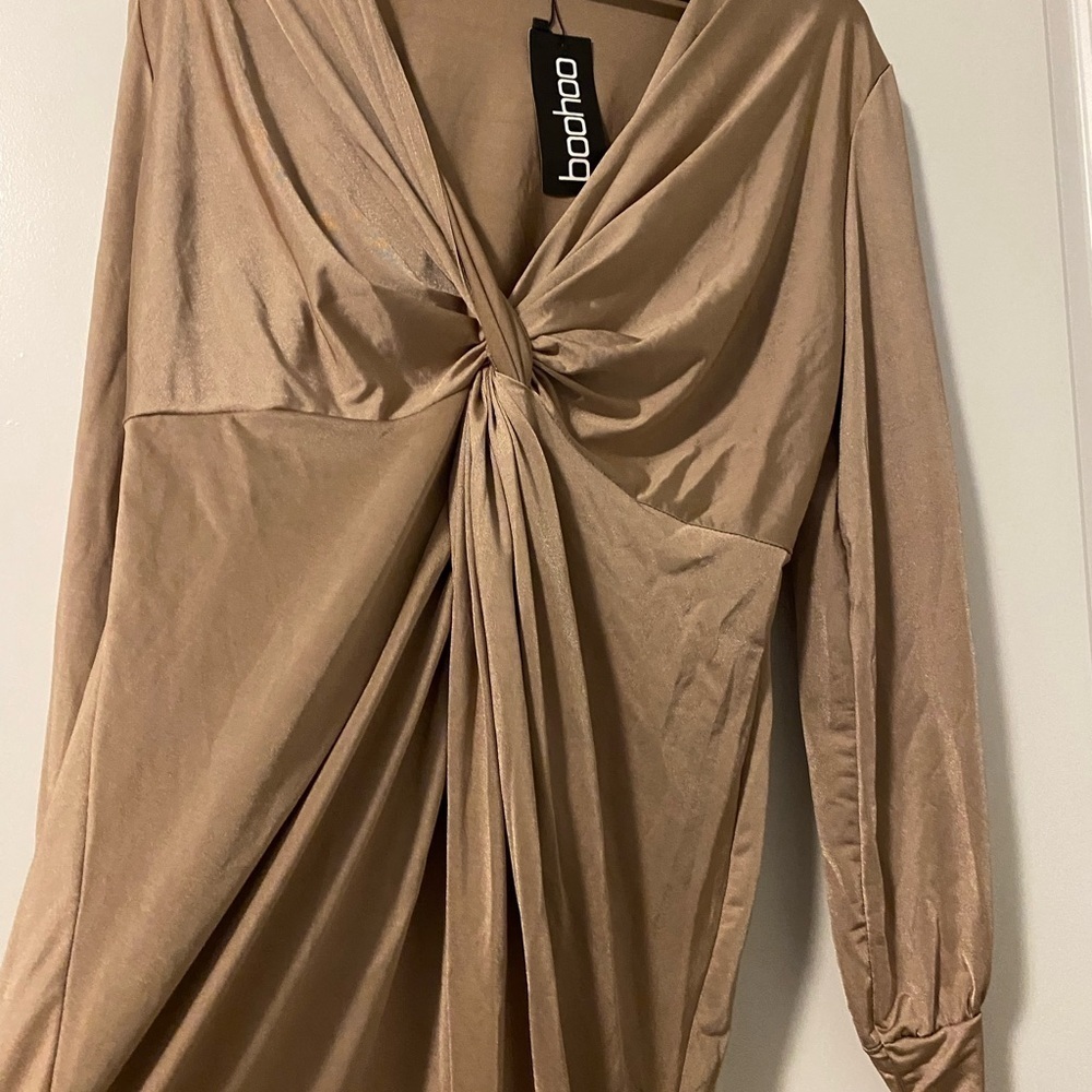 NEVER WORN! Boohoo Tan Twist Front Dress - Picture 2 of 6